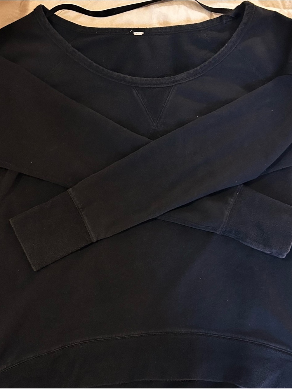 Lululemon Loop Back Crew Black Crewneck Sweatshirt - Picture 2 of 5